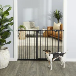 Frisco Steel Extra Wide Auto-Close Dog Gate, 30-in Height