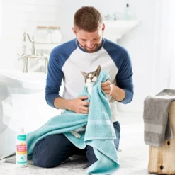 Frisco Shed Control Dog & Cat Shampoo, Sweet Nectar Scent -FRISCO Sales 192070 PT4. SY630 V1589487674