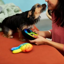 Frisco Retro Peace Sign Plush Squeaky Dog Toy -FRISCO Sales 230351 PT3. SY630 V1601947341