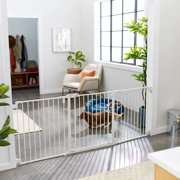 Frisco Steel 3-Panel Configurable Dog Gate 3 Frisco Steel 3-Panel Configurable Dog Gate
