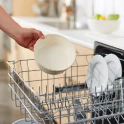 Frisco Gold Trim Melamine Dog & Cat Bowl, Cream -FRISCO Sales 253062 PT7. SY630 V1616595532