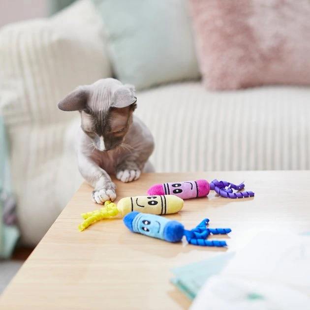 Frisco Crayon Plush Kicker Cat Toy with Catnip 5 Frisco Crayon Plush Kicker Cat Toy with Catnip - Image 3