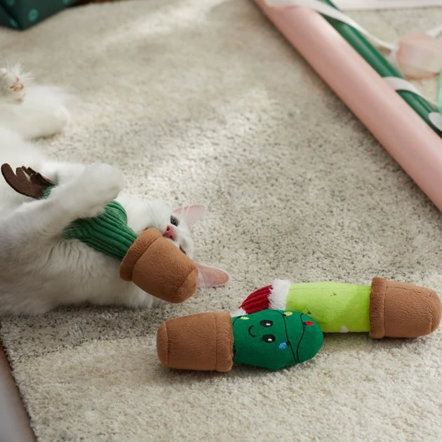 Frisco Holiday Cactus Plush Cat Toy with Catnip, 3 count 5 Frisco Holiday Cactus Plush Cat Toy with Catnip, 3 count - Image 3