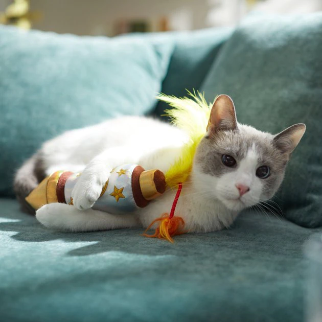 Frisco New Year's Eve Firework Plush Kicker Cat Toy with Catnip 5 Frisco New Year's Eve Firework Plush Kicker Cat Toy with Catnip - Image 3