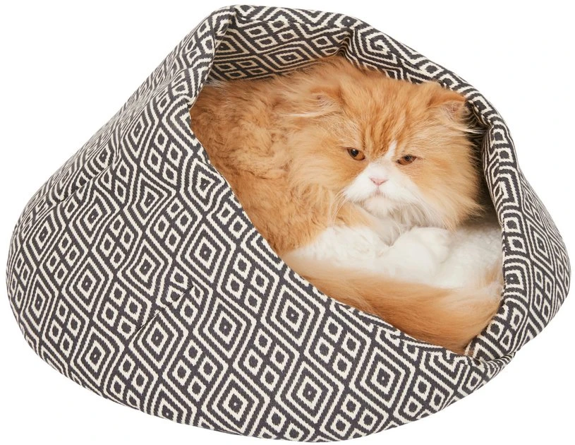 Frisco Boho Wrap Dog & Cat Bed 5 Frisco Boho Wrap Dog & Cat Bed - Image 3