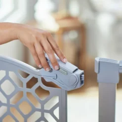 Frisco Metal Geometric Pattern Extra Tall Auto-close Dog Gate -FRISCO Sales 299514 PT4. SY630 V1627306640