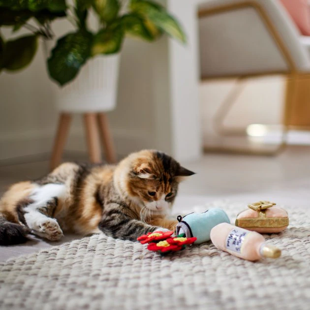 Frisco Mother's Day Gifts Plush Cat Toy with Catnip, 3 count 5 Frisco Mother's Day Gifts Plush Cat Toy with Catnip, 3 count - Image 3