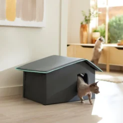 Frisco Extra Wide Indoor Unheated Cat House